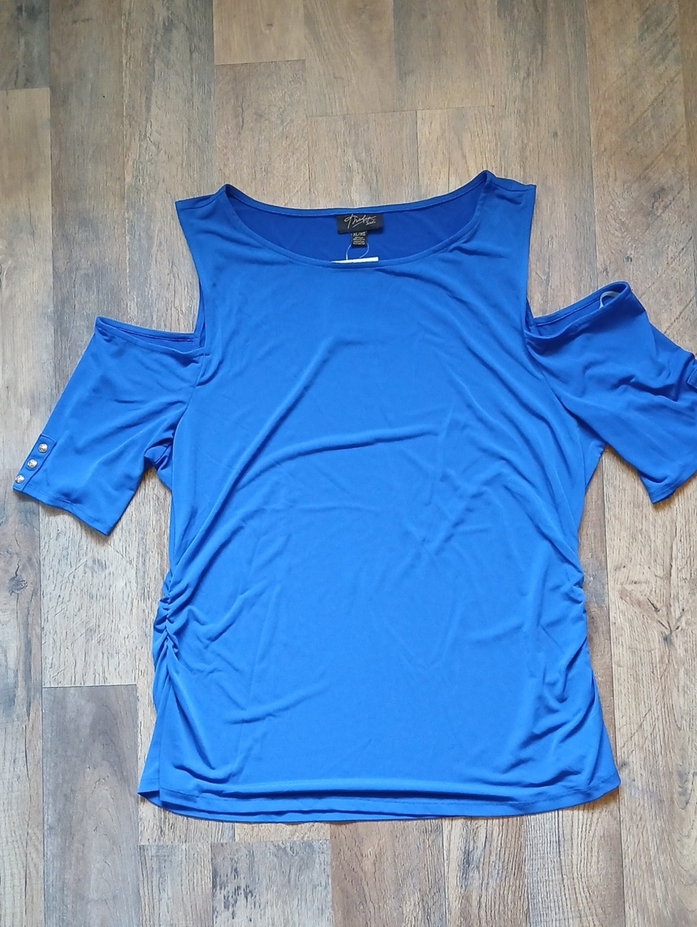 Thalia Sodi Royal Blue Cold-Shoulder Short Sleeve Top